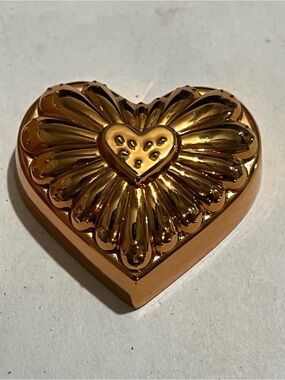 Vintage Avon Heart Magnet